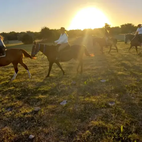 Cabalgata en Esencia Ecuestre